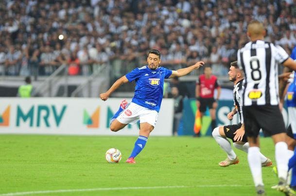 Imagens do clssico mineiro entre Atltico e Cruzeiro