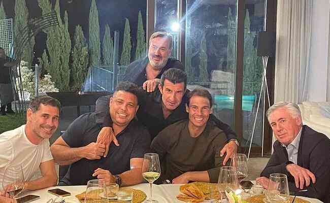 Ronaldo se reuniu com ex-jogadores e celebridades madridistas