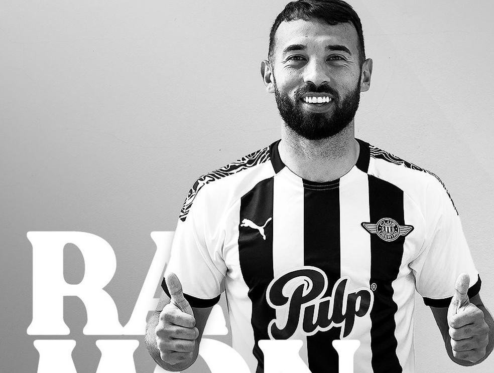 Ramn Martnez - O volante de 25 anos foi emprestado ao Libertad at o fim do ano. Ele ainda no estreou pela equipe paraguaia. 