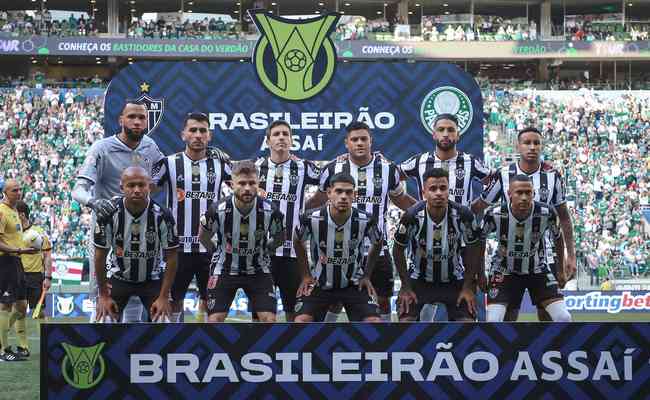 Jogadores do Atlético na partida contra o Palmeiras, pela 9ª rodada da Série A