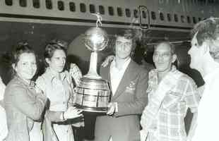 O primeiro título internacional do Cruzeiro foi a Copa Libertadores de 1976. Raposa superou o River Plate na decisão