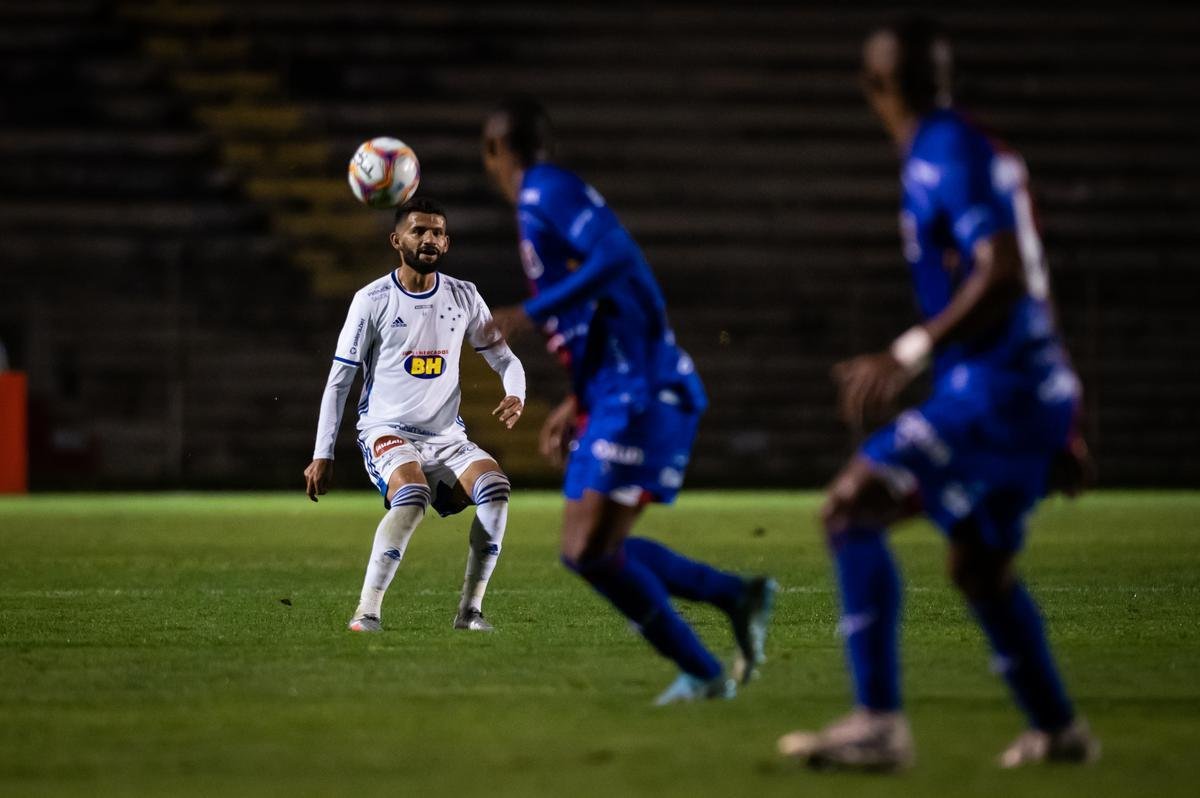 Fotos do jogo entre Paran e Cruzeiro, pela 38 rodada da Srie B do Brasileiro