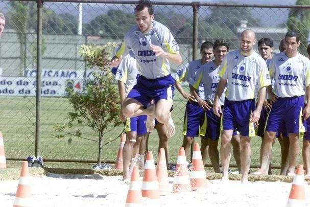 JULHO - Dia a dia de treinos do Cruzeiro na temporada que culminou com a Trplice Coroa