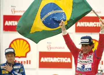 Vice-presidente Geraldo Alckmin sancionou lei que torna o piloto Ayrton Senna patrono do esporte brasileiro; proposta foi protocolada em 2019