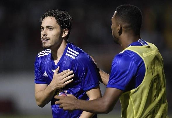 Depois de empatar por 1 a 1 com o Boa, em jogo único da segunda fase da Copa do Brasil, o Cruzeiro venceu nos pênaltis por 5 a 4 e avançou na competição. Partida foi realizada no Estádio Melão, em Varginha, na Região Sul de Minas.