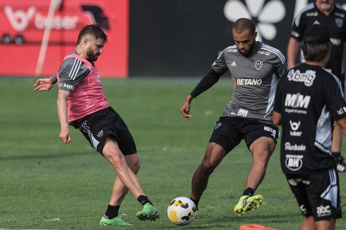 Fotos do treino do Atltico na Cidade do Galo