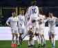 Real Madrid supera desfalques, aproveita expulso e bate Atalanta na Itlia