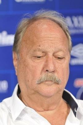 Cruzeiro apresentou o volante Jadson e o lateral-direito Luis Orejuela, primeiros reforos para a temporada