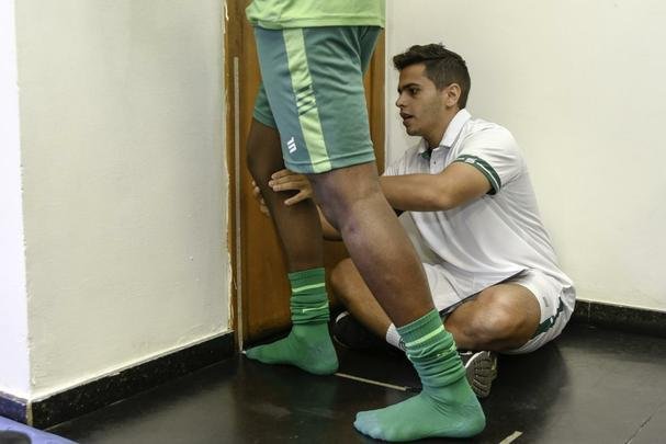 O América se reapresentou nesta quinta-feira para a próxima temporada. Além de já contar com os reforços, o Coelho mostrou o novo uniforme de treino, da Sparta, marca-própria do clube