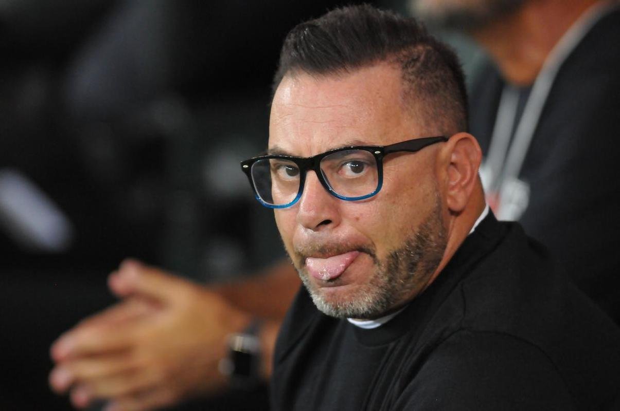 Fotos do jogo entre Atltico e Ava, pelo Campeonato Brasileiro