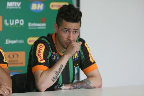 Zagueiro Cardoso, os meias Diego Lopes e Eisner Loboa, e os atacantes Nixon e Michael foram apresentados pelo presidente Anderson Racilan