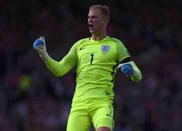 Lesão sofrida diante do Brighton deixará Leno fora de ação até 2021; Hart é o mais cotado a assumir vaga