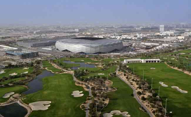 Com design inspirado em diamantes, Education City tem capacidade para 40 mil torcedores durante o Mundial e fica em área que concentra universidades de Doha