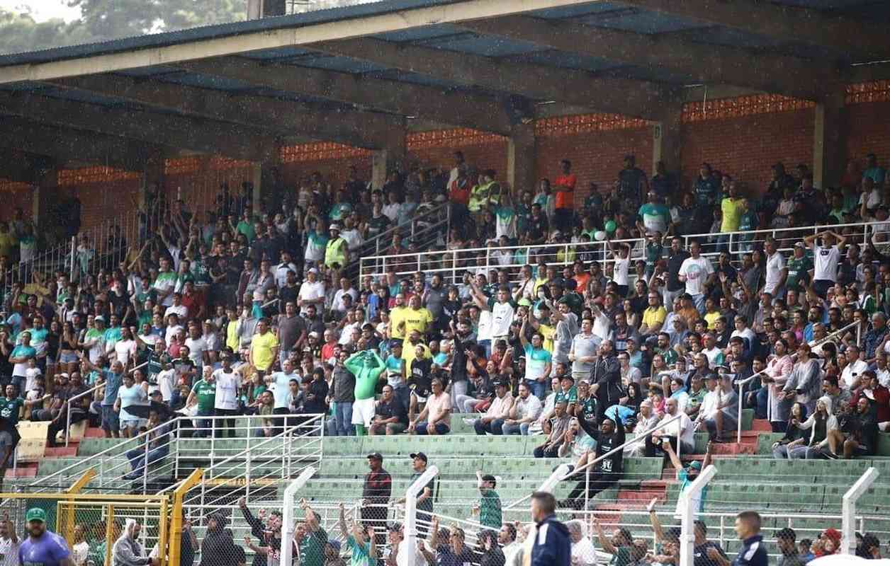 11 Caldense - mdia de 1.501 torcedores presentes por jogo