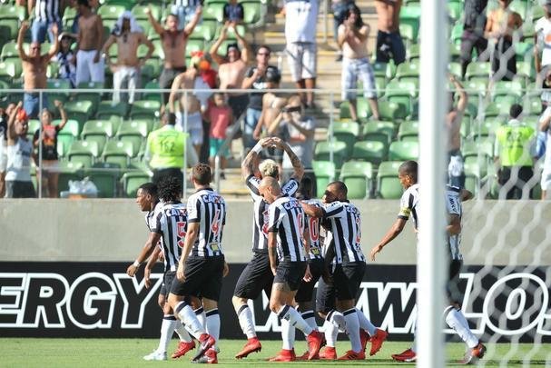 Atltico comeou arrasador e abriu 3 a 0 com gols de Elias (2) e Rger Guedes