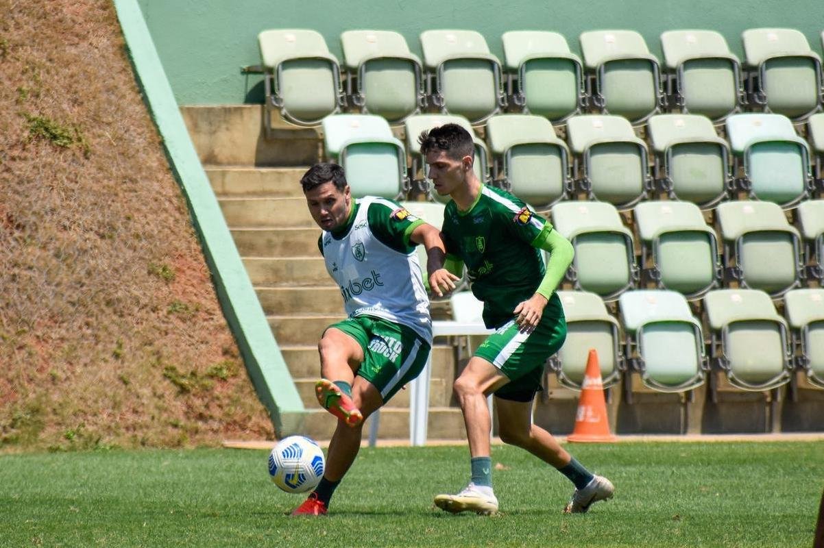 Fotos do treino do Amrica nesta quarta-feira (29/9), no CT Lanna Drumond, visando ao jogo contra o Cuiab no sbado, s 17h, na Arena Pantanal, em Cuiab.