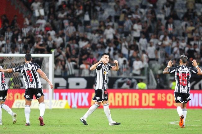 Atltico e Brasil de Pelotas-RS se enfrentaram nesta quarta-feira (12/4), no Mineiro, pela ida da terceira fase da Copa do Brasil