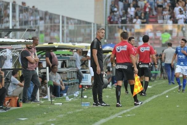 Fotos do primeiro tempo da finalssima do Mineiro, entre Atltico e Cruzeiro, no Independncia