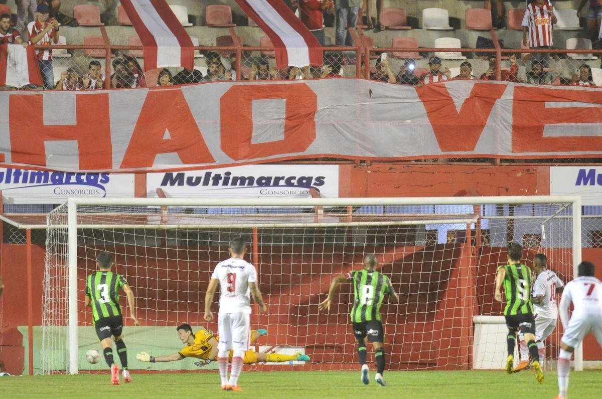 As melhores fotos do duelo entre Villa Nova e Amrica, em Nova Lima, pelo Mineiro