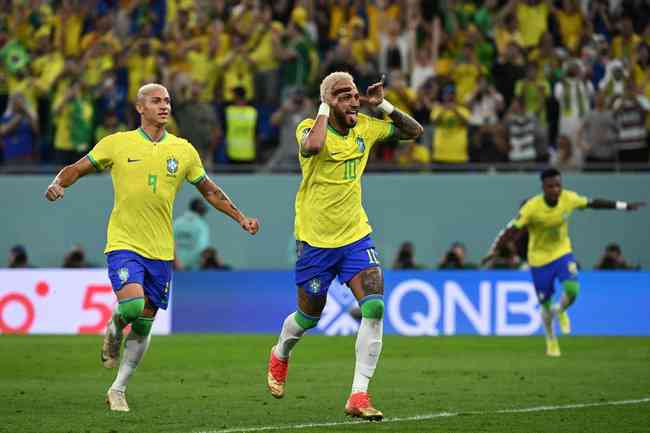 Passeio público: Brasil goleia Coreia do Sul e vai às quartas de final da  Copa, Alan Neto