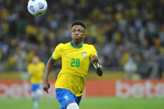 Brasil goleou o Paraguai por 4 a 0 no Mineiro, em BH, pelas Eliminatrias da Copa do Mundo, com gols de Raphinha, Philippe Coutinho, Antony e Rodrygo