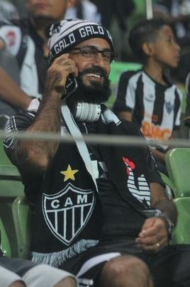 Torcidas de Atltico e San Lorenzo, no Independncia