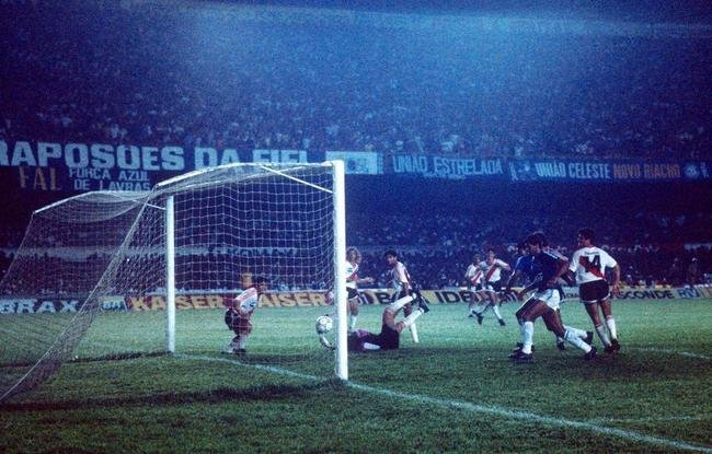 Em 1991, o Cruzeiro conquistou a Supercopa da Libertadores. Esse foi o segundo ttulo internacional do clube celeste.