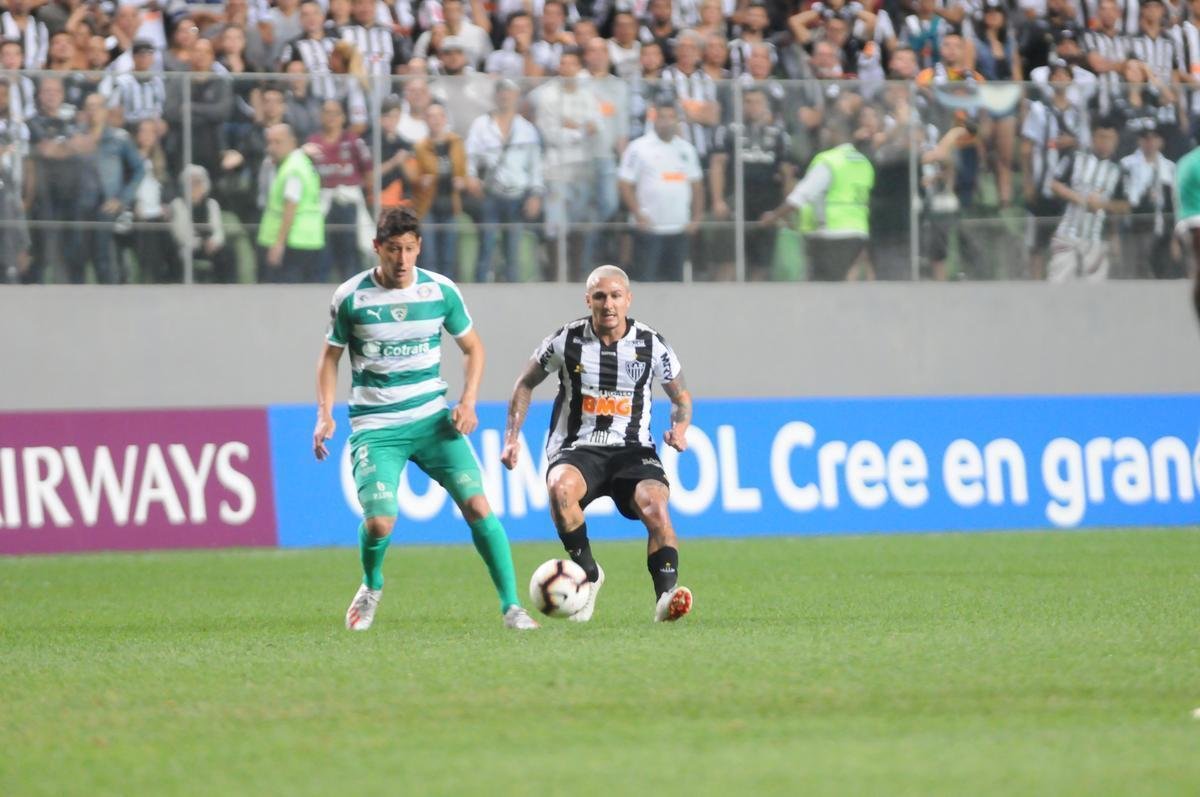 Fotos do primeiro tempo do jogo entre Atltico e La Equidad, no Independncia, pela Copa Sul-Americana