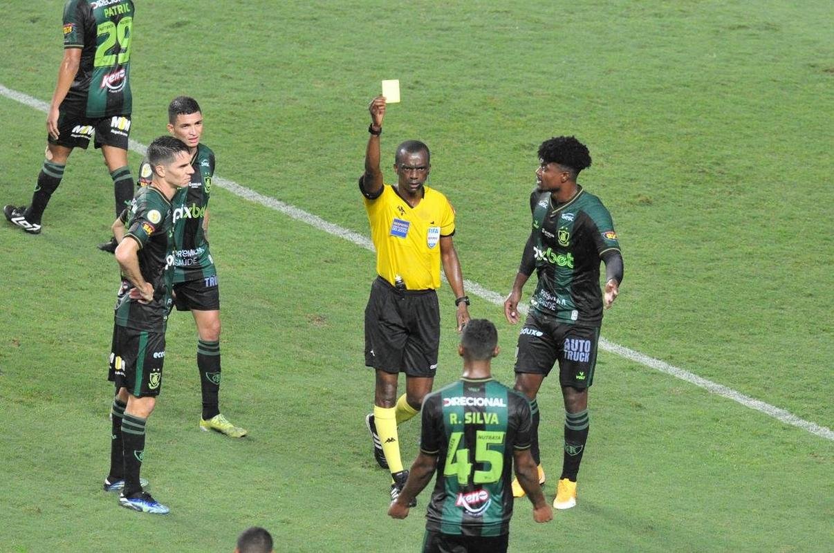 Fotos da vitria do Amrica sobre a Chapecoense, por 3 a 0, no Independncia, pela 35 rodada do Campeonato Brasileiro