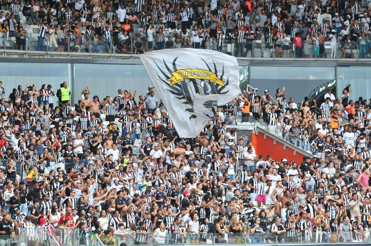 Fotos das torcidas de Atltico e Amrica no clssico deste domingo, no Mineiro, pela 10 rodada do Estadual