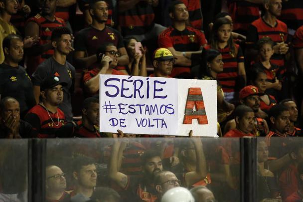 Foi sofrido, foi suado, mas o Sport voltou  Srie A. Depois de sair perdendo a partida diante da Ponte Preta, o Leo virou o jogo com dois gols de Guilherme, artilheiro da Segunda Diviso, com 17 gols e sacramentou o acesso na ltima partida em seu reduto no ano