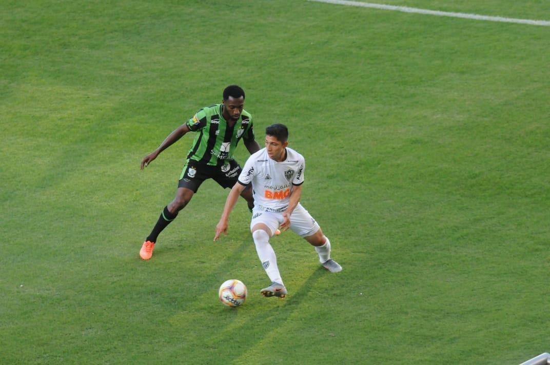 Fotos do clssico entre Amrica e Atltico, no Independncia, em Belo Horizonte, pela 10 rodada do Campeonato Mineiro. Jogo marcou o retorno dos dois rivais ao futebol em plena pandemia do novo coronavrus (Juarez Rodrigues/EM/DAPress)