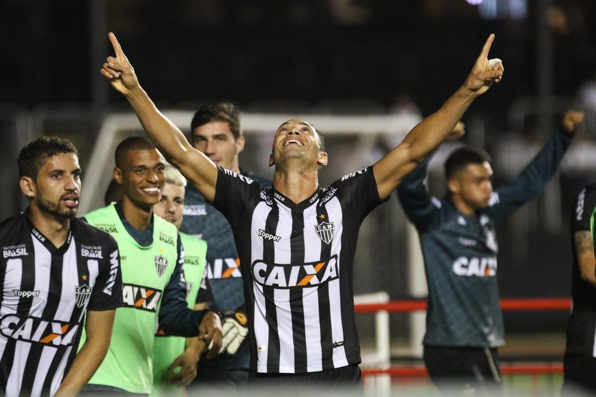 Atlético saiu atrás, conseguiu virada com Róger Guedes e Ricardo Oliveira, mas cedeu empate no Morumbi