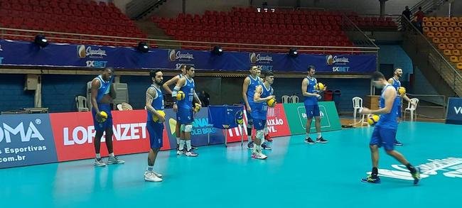 Minas fecha a preparao para a deciso da Superliga Masculina contra o Cruzeiro