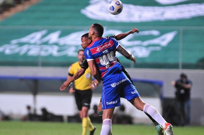 Fotos da vitria do Amrica sobre o Fortaleza, por 2 a 1, no Independncia, pela 29 rodada da Srie A do Campeonato Brasileiro