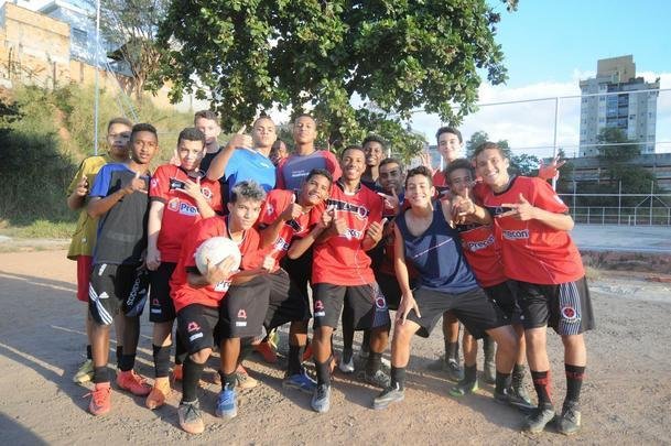 Tradicional clube amador de BH, Santa Cruz abriu espao para Marta no comeo da carreira