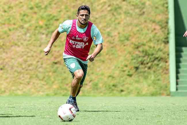 América renova com promessas da base e se protege de 'assédios' -  Superesportes