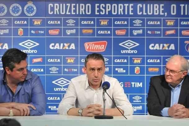 Portugus Paulo Bento foi apresentado nesta segunda-feira como novo treinador do Cruzeiro