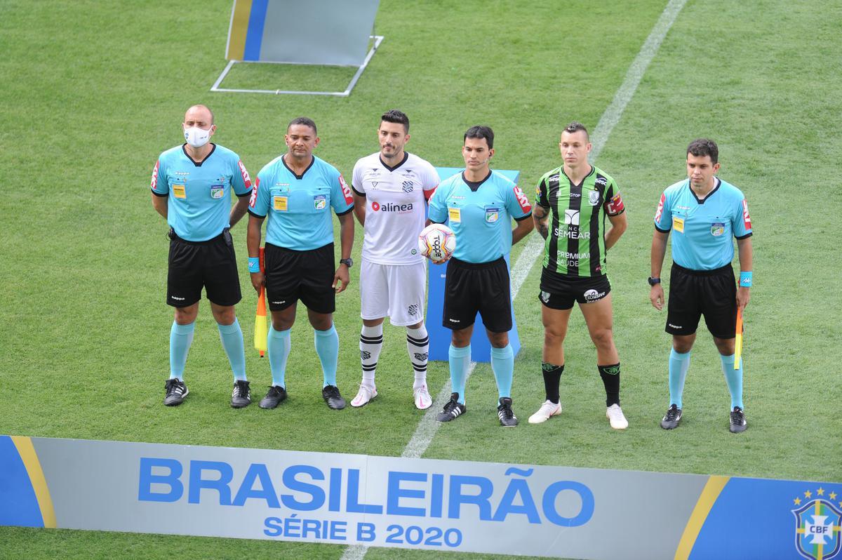 Fotos do jogo entre Amrica e Figueirense, pela Srie B