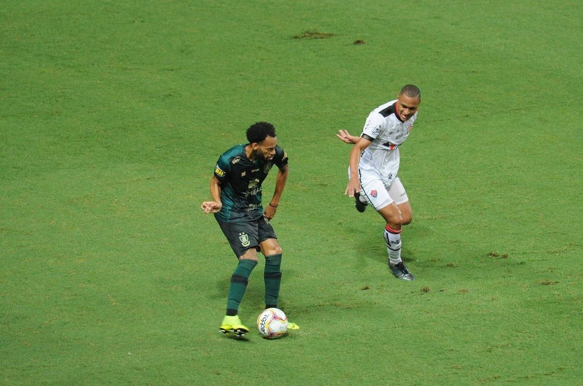 Fotos de Amrica x Vitria, no Independncia, pela 33 rodada