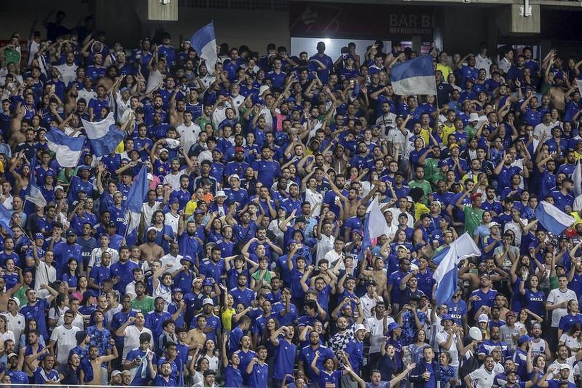 2 Cruzeiro - mdia de 15.890 torcedores presentes por jogo