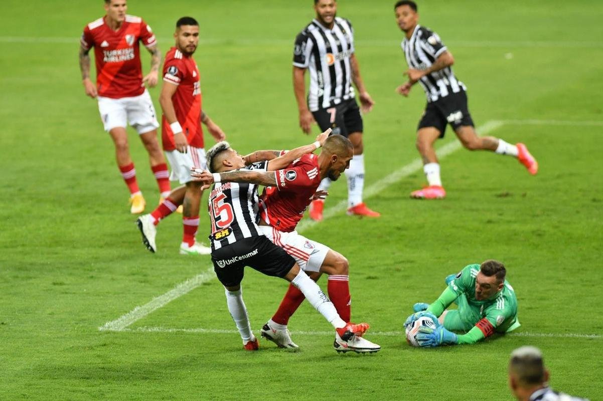Fotos do jogo entre Atltico e River Plate, no Mineiro, em Belo Horizonte, pelas quartas de final da Copa Libertadores