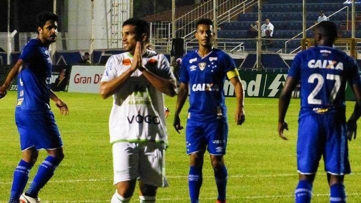 Fotos de Caldense x Cruzeiro, em Poos de Caldas, pela segunda rodada do Mineiro