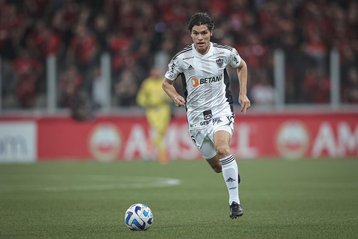 O Atltico visitou, na noite desta tera-feira (18/4), o Athletico-PR na Arena da Baixada, em Curitiba. A partida foi vlida pela 2 rodada do Grupo G da Copa Libertadores de 2023.