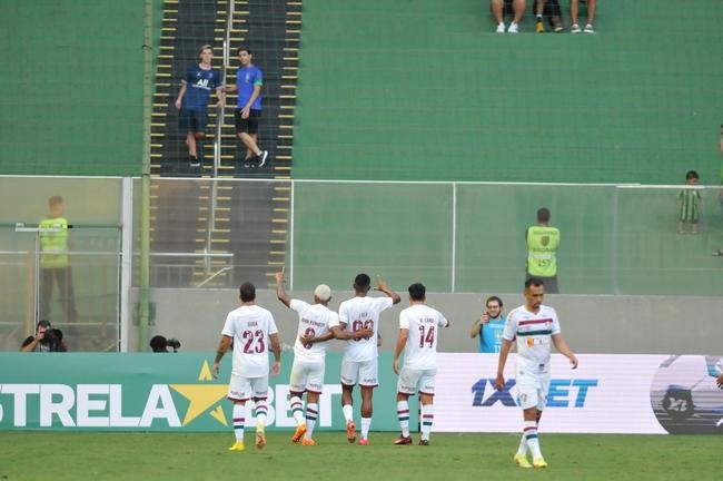 Amrica foi derrotado por 3 a 0 pelo Fluminense neste sbado (15/4), no Independncia, pela 1 rodada do Campeonato Brasileiro