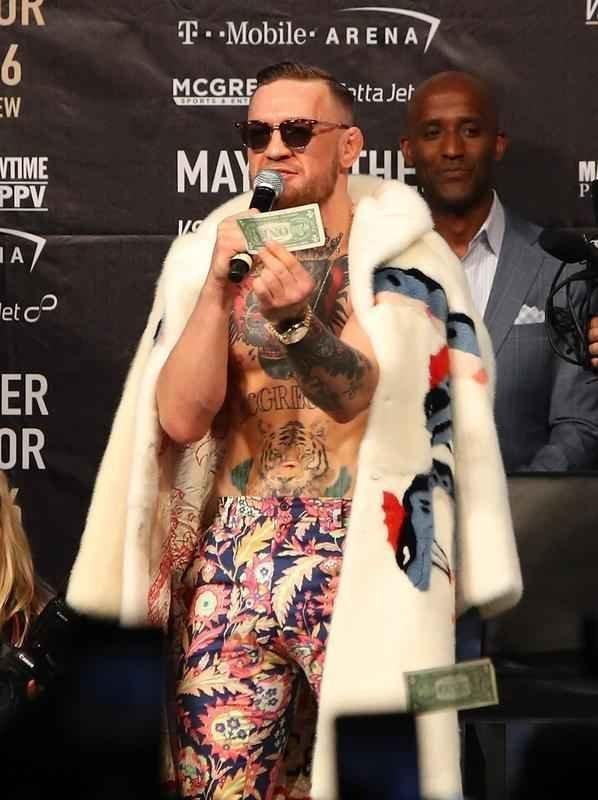 Imagens da etapa de Nova York da turn com Mayweather e McGregor. Astros se encaram no Brooklyn