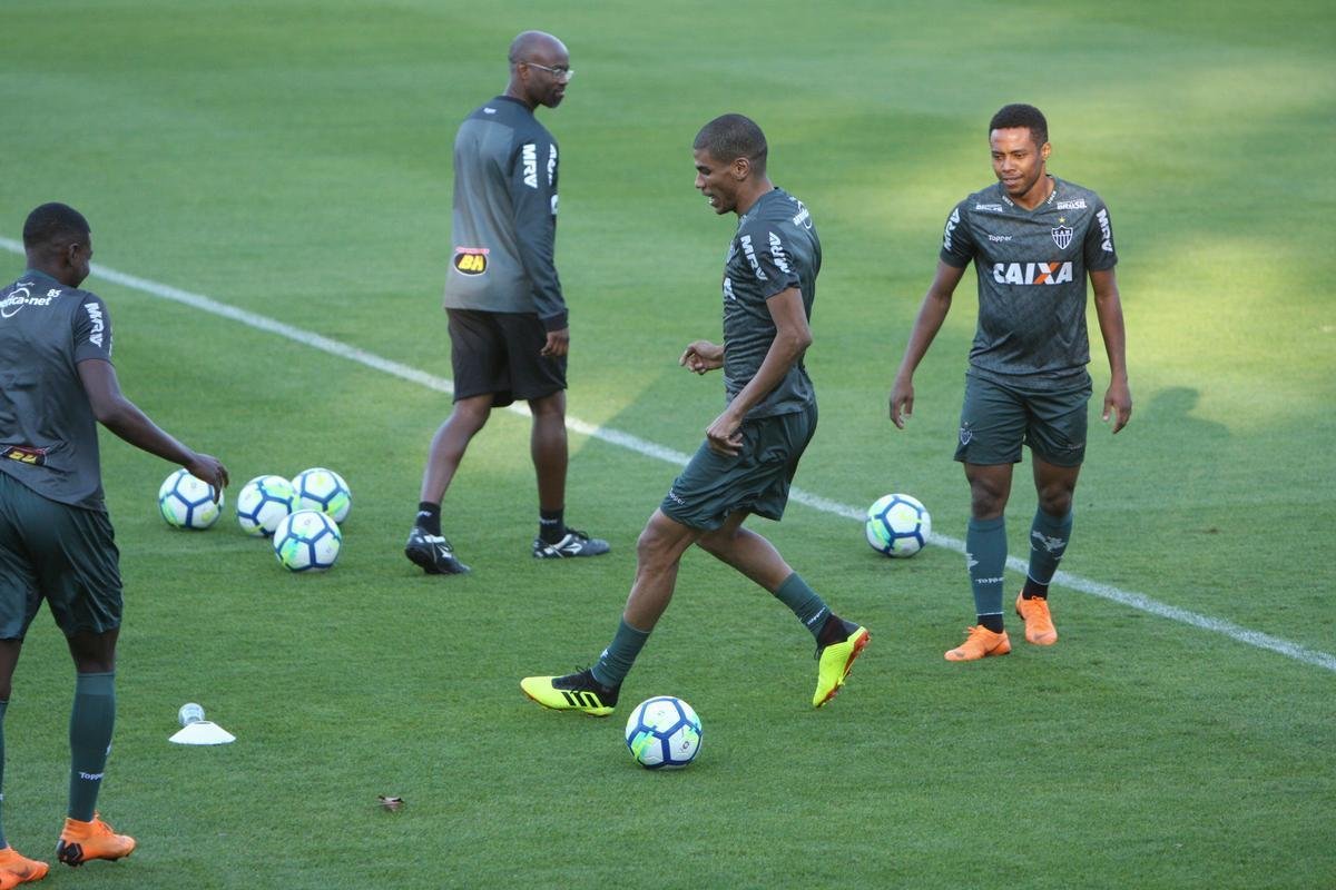 Atltico se prepara para enfrentar o Paran; veja fotos