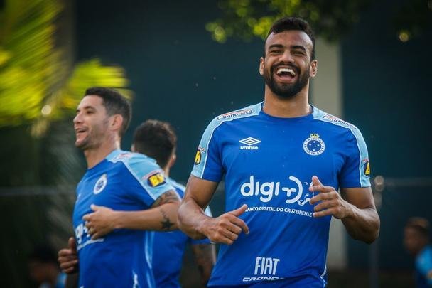 Fotos do treino do Cruzeiro desta segunda-feira (29/04)