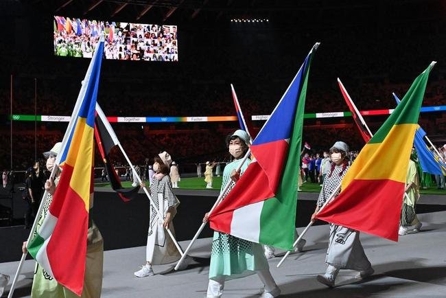 Delega��es de todos os pa�ses na Cerim�nia de Encerramento dos Jogos de T�quio