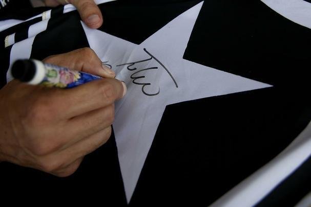 Fotos da vitória do Botafogo sobre o Atlético, por 2 a 1, no Engenhão, pela 18ª rodada do Brasileiro